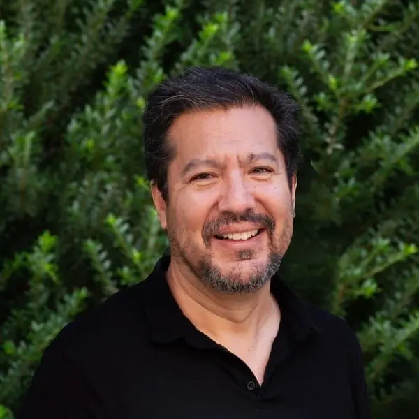 Esteban León